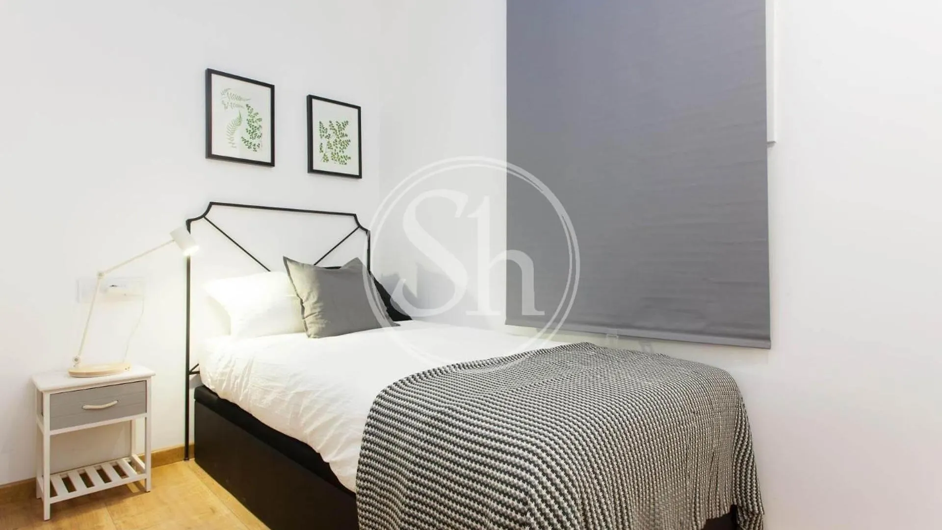 Apartamento Moderno En Urgell Apartment Barcelona Spain